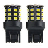 Super bright LED bulbs with wide beam pattern and multiple surface-mounted diodes